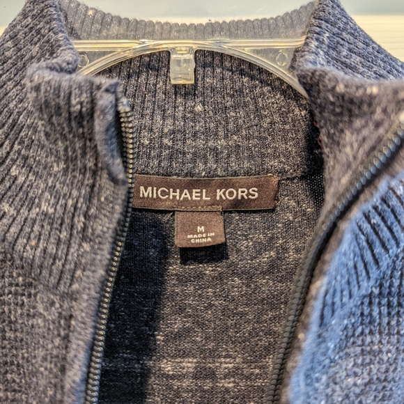 Michael Kors - Picture 2 of 4